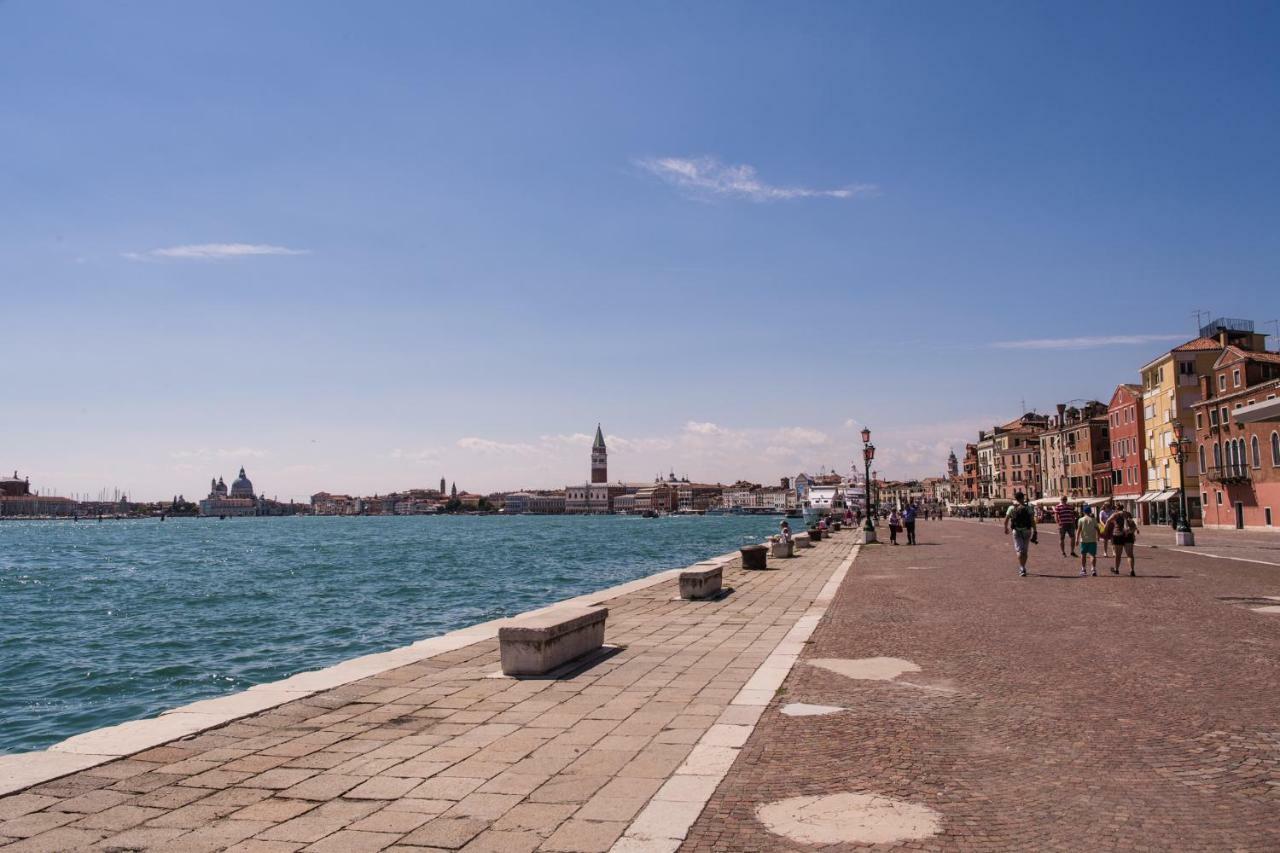 Апартаменти Venezia Biennale Bianco & Rosso Екстер'єр фото